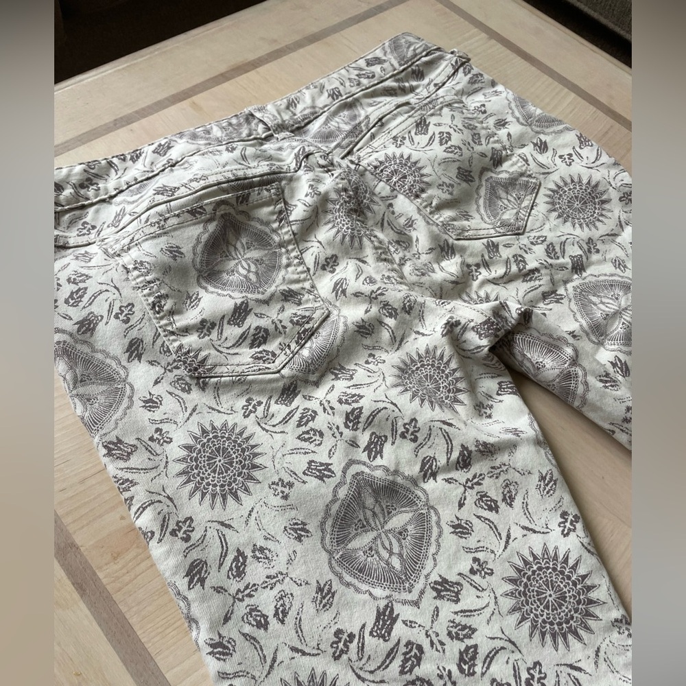 Free People Movement Geometric Print Ankle Jeans Size 29 Patterned - Picture 4 of 11